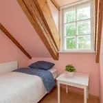 Kursi Summer Manor 3* Laasme