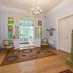 Kursi Summer Manor