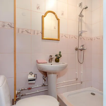 Pensión Kursi Summer Manor 3*