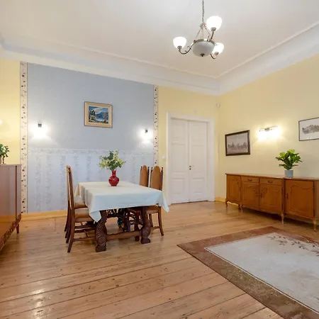 Pensión Kursi Summer Manor Laasme